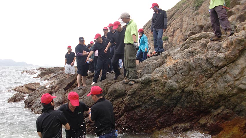 中順潔柔海島生存野外主題團(tuán)建