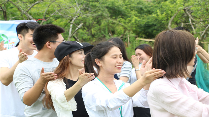 棒谷網(wǎng)絡(luò)從化溪頭村徒步拓展活動