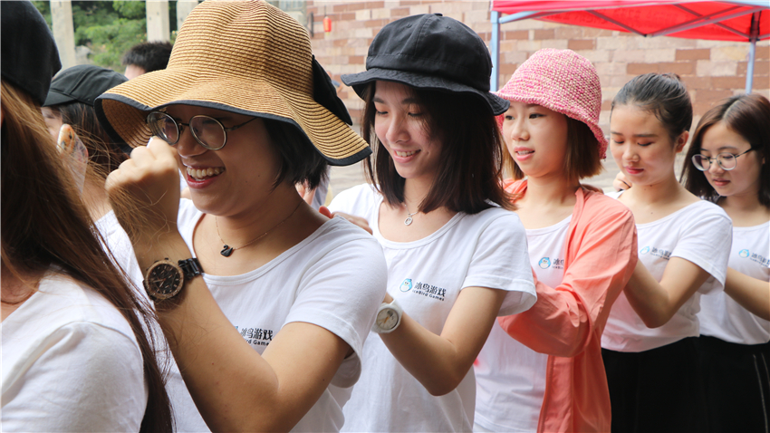 廣州市冰鳥網(wǎng)絡(luò)游戲科技有限公司沙灣古鎮(zhèn)大型奔跑活動