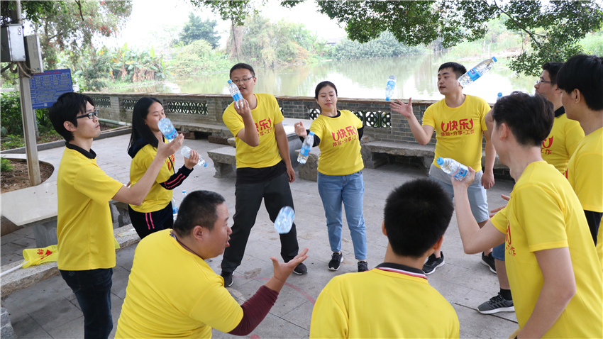 賜麓網(wǎng)絡(luò)科技有限公司2018年大嶺古村戶外團隊拓展活動