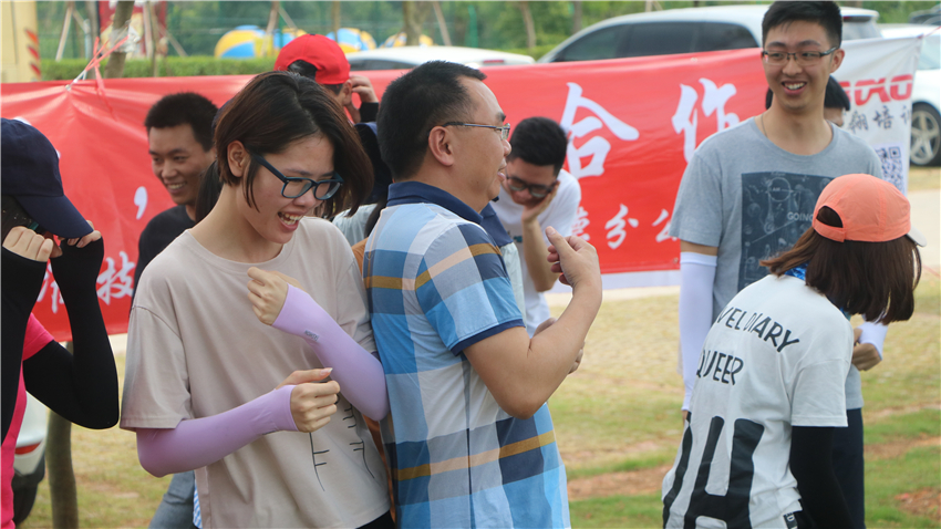 佛山SGS美的鷺湖森林度假區(qū)拓展訓(xùn)練基地舉行團(tuán)隊(duì)建設(shè)活動(dòng)