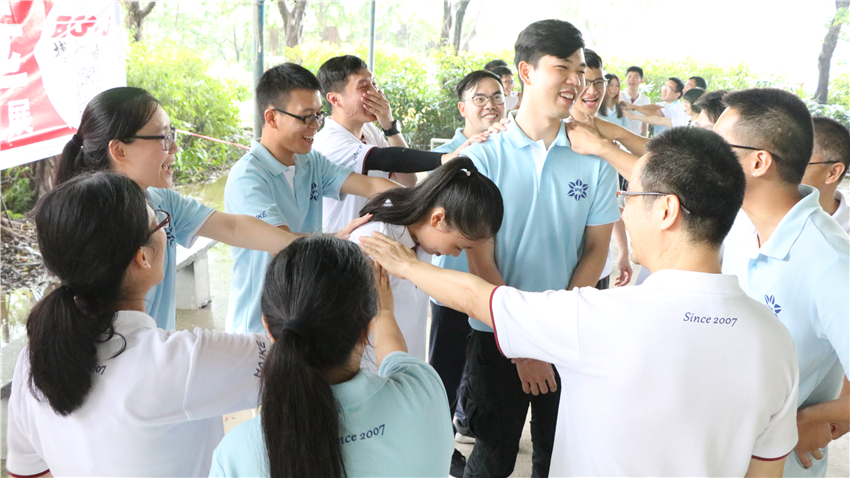 佛山市?？浦R(shí)產(chǎn)權(quán)交易有限公司2018年團(tuán)隊(duì)拓展活動(dòng)