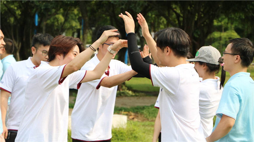 佛山市?？浦R(shí)產(chǎn)權(quán)交易有限公司2018年團(tuán)隊(duì)拓展活動(dòng)