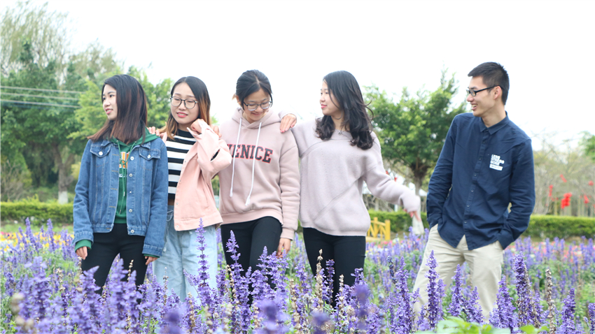 東鵬特飲女神節(jié)戶外拓展活動