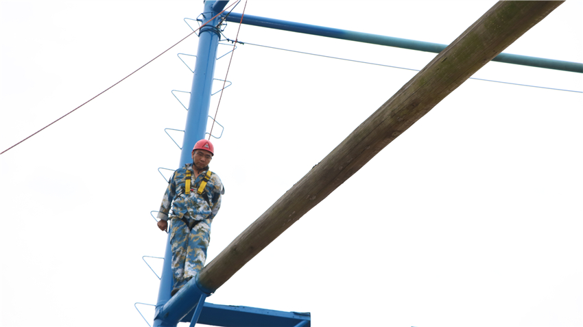 簡(jiǎn)派照明團(tuán)隊(duì)拓展訓(xùn)練活動(dòng)取得圓滿成功