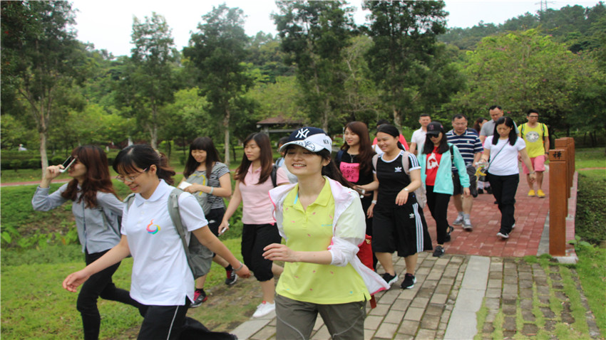 廣東利通置業(yè)投資有限公司增江畫(huà)廊踏青活動(dòng)