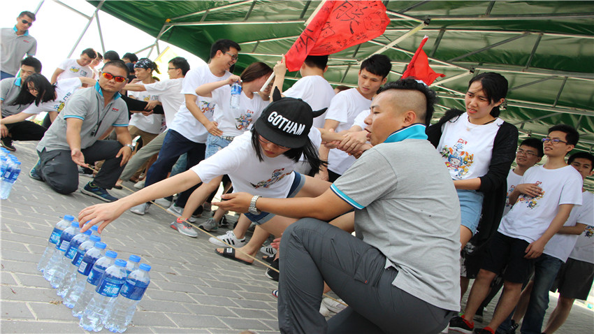 廣東六五網(wǎng)絡(luò)科技有限公司惠州巽寮灣海沙灘團建活動