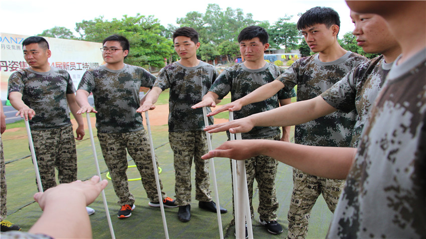 廣州陽光100銷售傳奇體驗(yàn)式拓展培訓(xùn)活動(dòng)