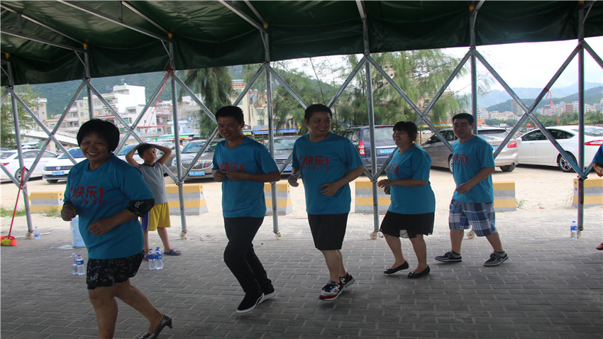 惠州市思賢實(shí)業(yè)有限公司在巽寮灣海公園拓展基地舉辦拓展培訓(xùn)活動(dòng)