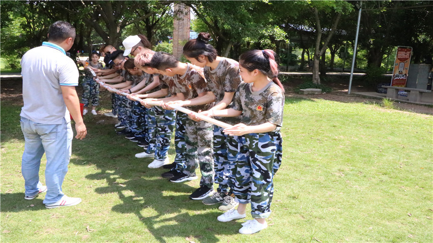 寶森餐飲墨雨汐音樂餐吧酒館齊心協(xié)力，共創(chuàng)佳績團(tuán)建活動圓滿成功！