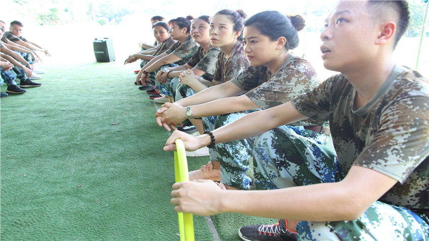 法思醫(yī)療白云五龍山莊拓展基地拓展訓(xùn)練取得圓滿成功