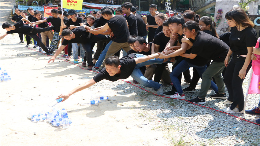 廣州市葵力橡塑制品有限公司十三周年慶拓展活動(dòng)圓滿結(jié)束！