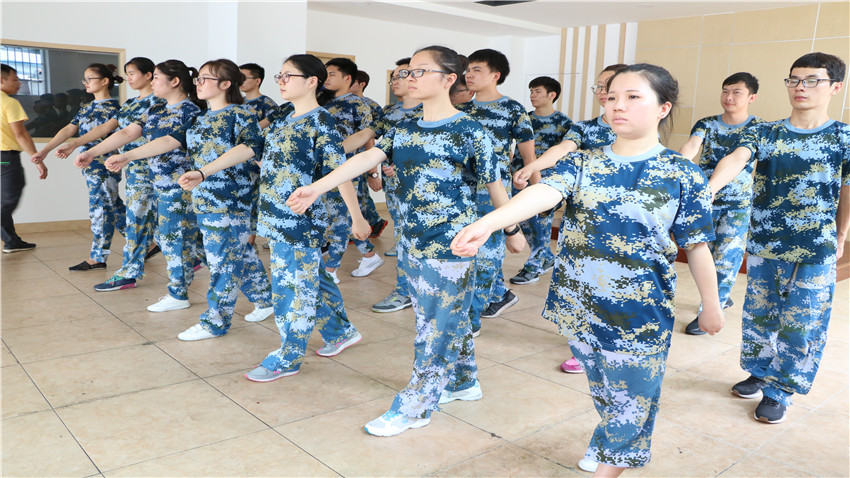 鵬輝能源古鎮(zhèn)奔跑活動(dòng)圓滿結(jié)束！