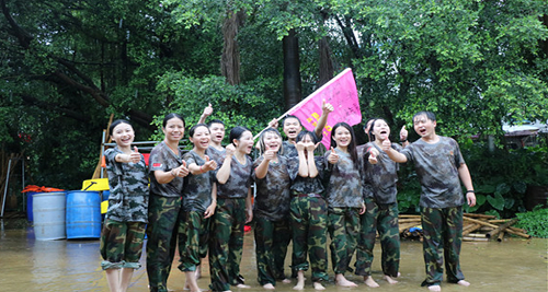 廣州團(tuán)建拓展培訓(xùn)